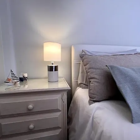 By The Sea - Acolhedor E Relaxante. * Caniço