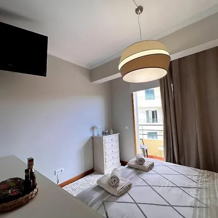 By The Sea - Acolhedor E Relaxante. Caniço